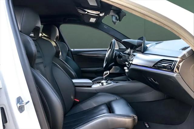 2023 BMW M5 Standard