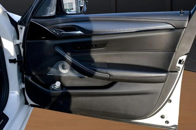 2023 BMW M5 Standard