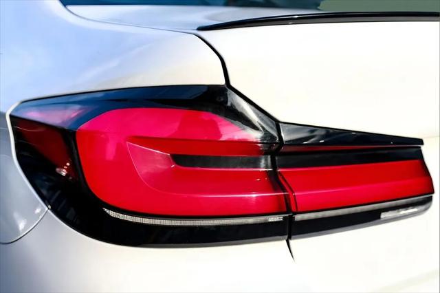 2023 BMW M5 Standard