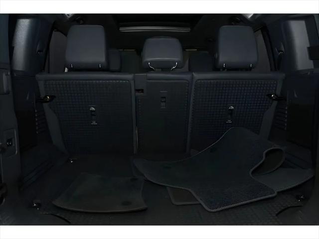2023 Land Rover Defender 110 X-Dynamic SE