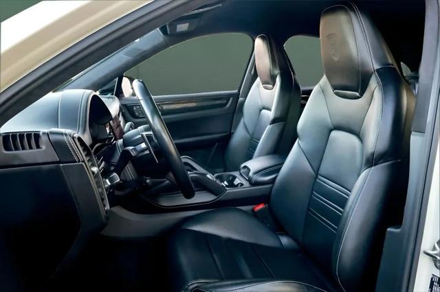 2023 Porsche Cayenne Turbo GT