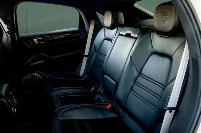 2023 Porsche Cayenne Turbo GT