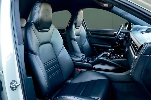 2023 Porsche Cayenne Turbo GT