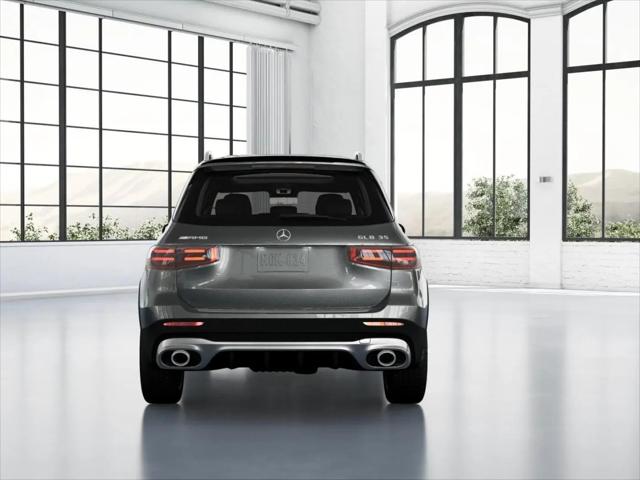 2026 Mercedes-Benz GLB 4MATIC
