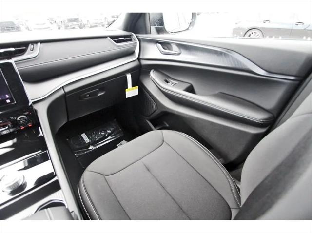 2025 Jeep Grand Cherokee L Laredo X 4x4