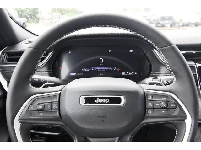 2025 Jeep Grand Cherokee L Laredo X 4x4