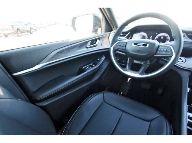 2025 Jeep Grand Cherokee L Limited 4x4