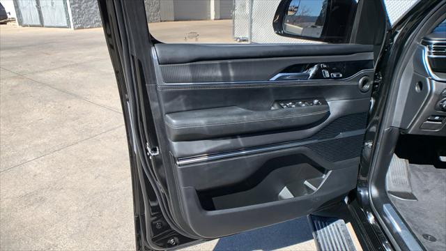 2022 Jeep Grand Wagoneer Series II Obsidian 4x4
