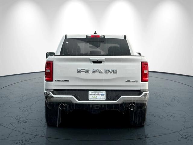2026 Ram 1500 Laramie Crew Cab 4x4 5'7" Box