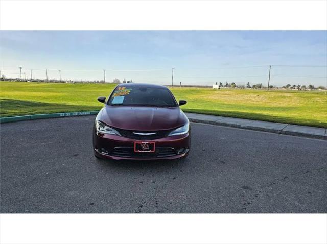 2015 Chrysler 200 S