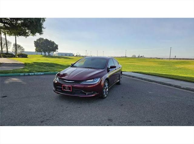 2015 Chrysler 200 S