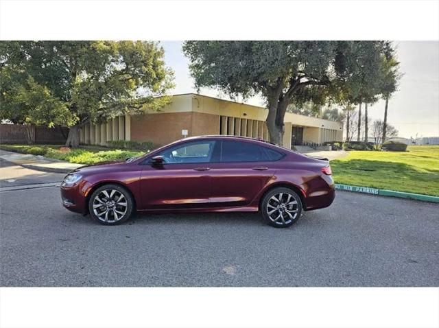 2015 Chrysler 200 S