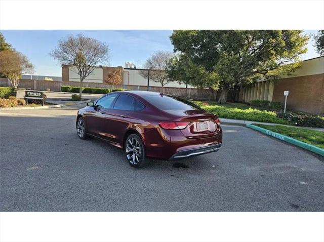 2015 Chrysler 200 S