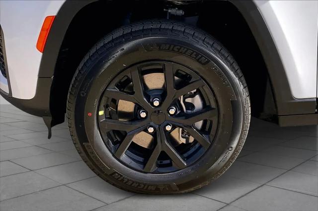 2026 Jeep Grand Cherokee L Altitude 4x4