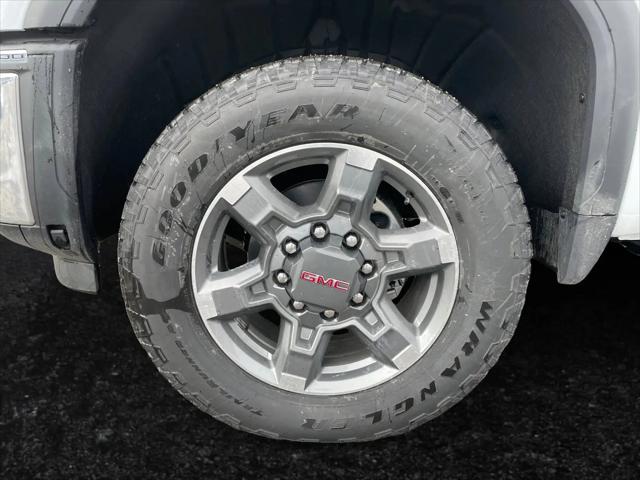 2026 GMC Sierra 3500HD Crew Cab, Long Bed, SLT Dual Rear Wheel, 4WD