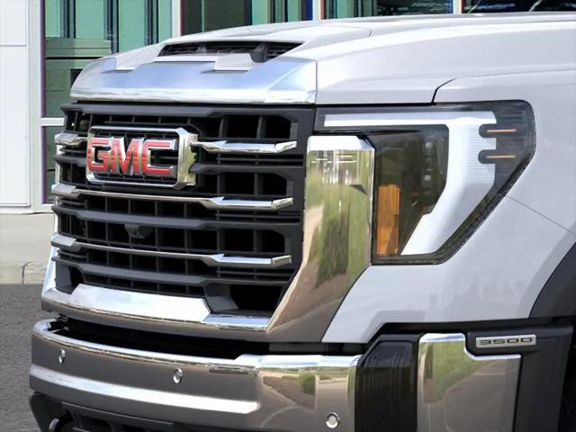 2026 GMC Sierra 3500HD Crew Cab, Long Bed, SLT Dual Rear Wheel, 4WD