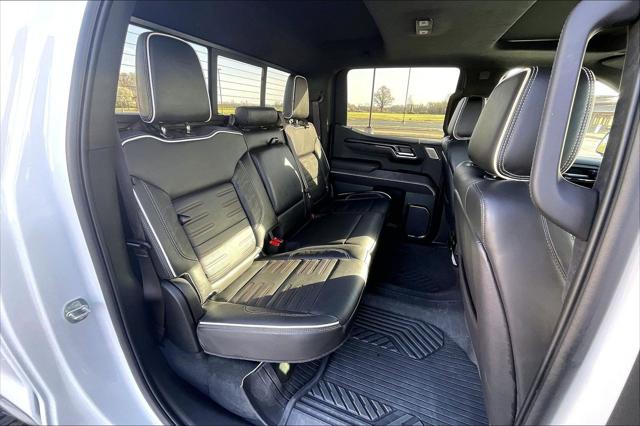 Used 2023 GMC Sierra 1500 4WD Crew Cab Short Box AT4X For Sale in Olive Branch, MS
