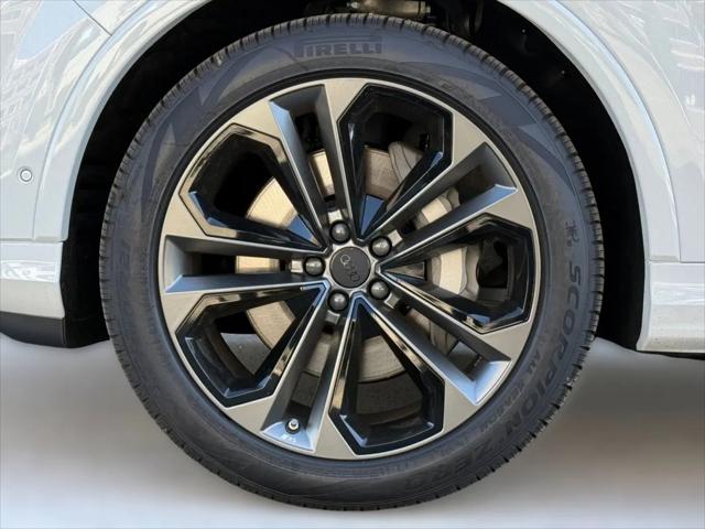2026 Audi Q7 Premium Plus TFSI quattro tiptronic