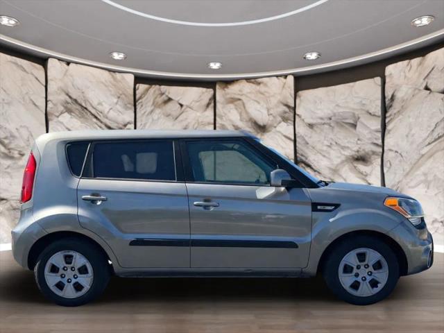 2013 Kia Soul Base