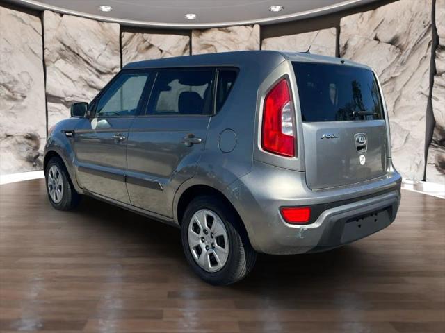 2013 Kia Soul Base