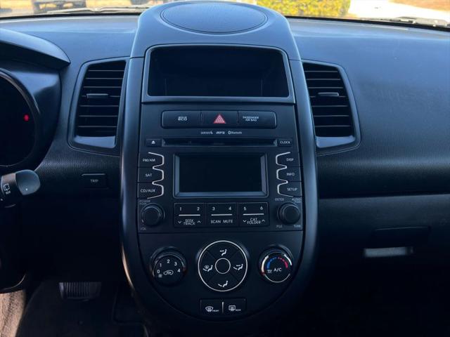 2013 Kia Soul Base