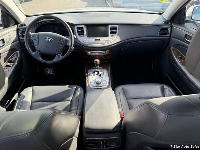 2011 Hyundai Genesis 3.8