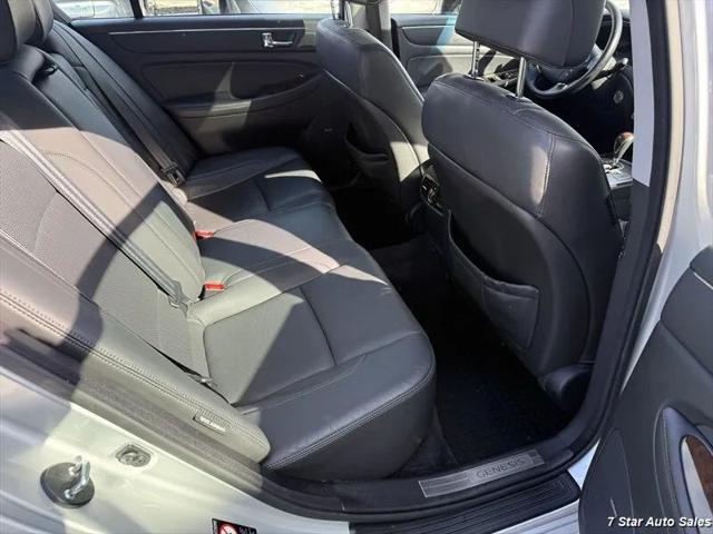 2011 Hyundai Genesis 3.8