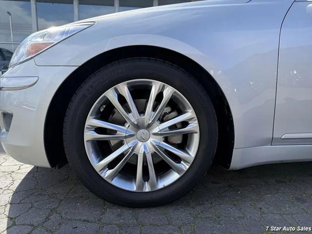 2011 Hyundai Genesis 3.8
