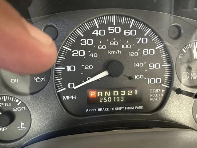2003 GMC Safari SLE Extended