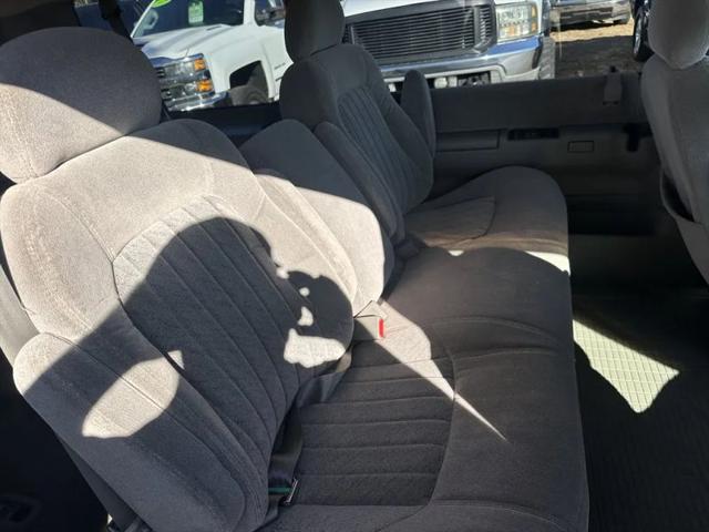 2003 GMC Safari SLE Extended