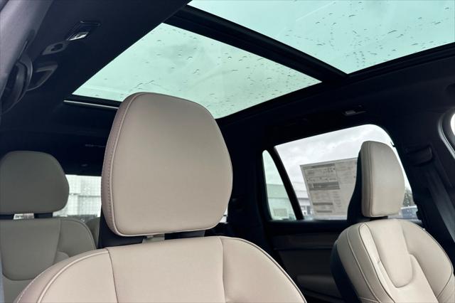 2026 Volvo XC90 Plus, B6 AWD Gas (mild hybrid), Gasoline, Bright, 7 Seats