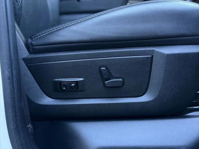 2018 Ram 1500 Laramie Crew Cab 4x4 64 Box
