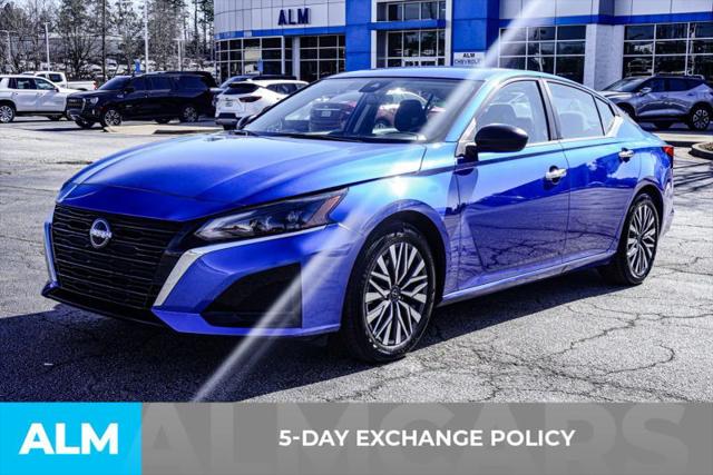 2025 Nissan Altima SV FWD