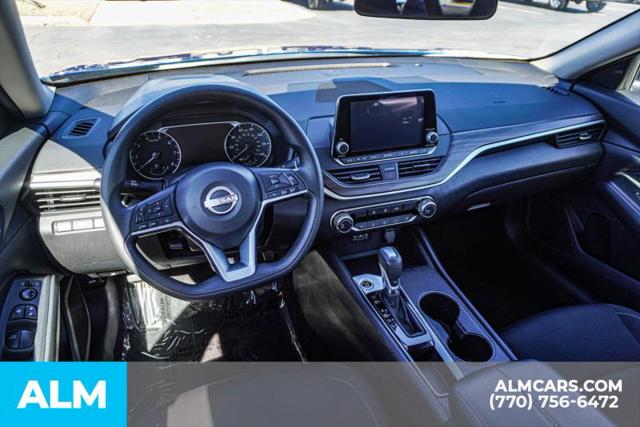 2025 Nissan Altima SV FWD