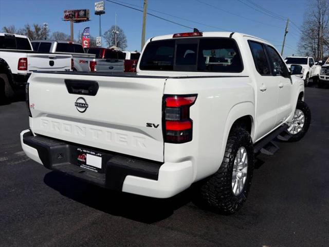 2022 Nissan Frontier Crew Cab SV 4x2
