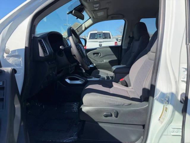 2022 Nissan Frontier Crew Cab SV 4x2