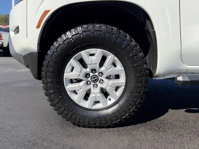 2022 Nissan Frontier Crew Cab SV 4x2