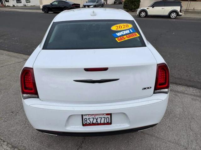 2020 Chrysler 300 Touring