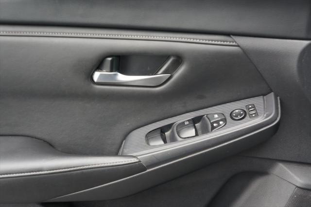 2023 Nissan Sentra SV Xtronic CVT