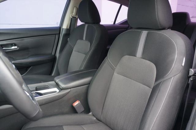 2023 Nissan Sentra SV Xtronic CVT