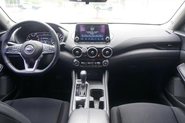 2023 Nissan Sentra SV Xtronic CVT