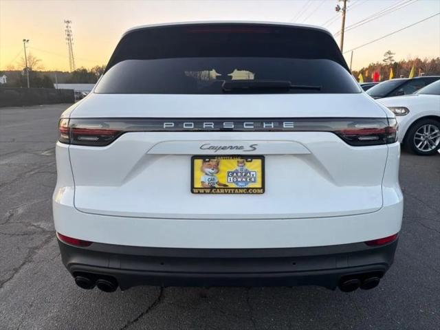 2022 Porsche Cayenne S