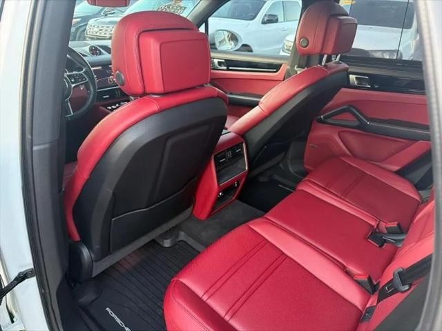 2022 Porsche Cayenne S