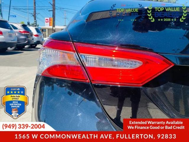 2020 Toyota Camry SE