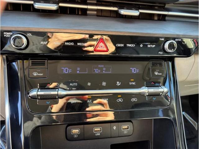 2023 Kia Carnival MPV EX