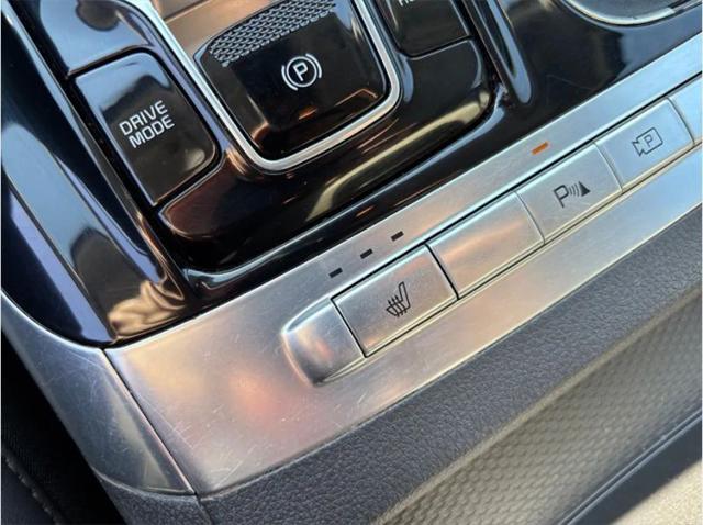 2023 Kia Carnival MPV EX