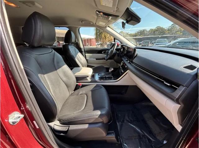 2023 Kia Carnival MPV EX