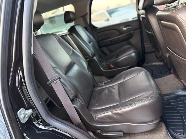 2010 Cadillac Escalade Standard