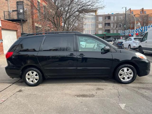2010 Toyota Sienna CE for sale in Chicago, IL