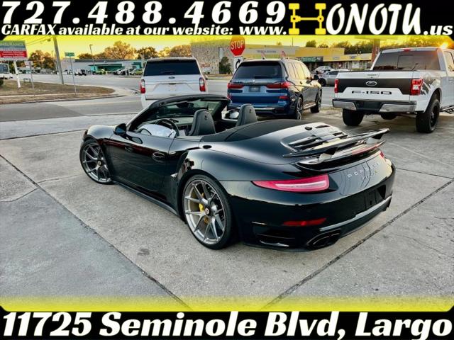 2015 Porsche 911 Turbo S